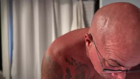 Snapshot of tattoosandabs chatting on 03/09/25, 04:44 tattoosandabs online show from 03/09/25, 04:44