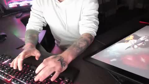 tattoosboys69 online show from 11/22/25, 08:02