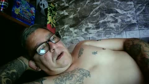 Snapshot of tatts4tits chatting on 06/15/26, 01:19 dave online show from 06/15/26, 01:19