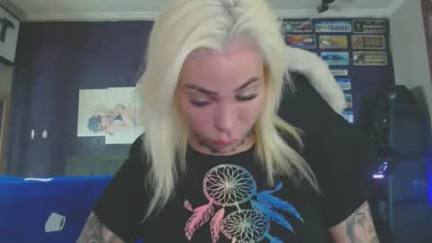 Snapshot of tatuada_safada chatting on 03/17/26, 03:55 tatuada_safada online show from 03/17/26, 03:55