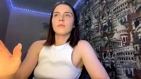 Lana online show from 06/09/26, 08:37