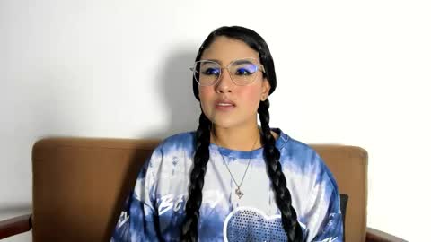 Snapshot of taty_gomez_ chatting on 06/11/26, 04:10 Tatiana Gomez online show from 06/11/26, 04:10