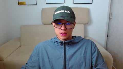 Snapshot of taurus4k chatting on 01/23/25, 01:08 taurus4k online show from 01/23/25, 01:08