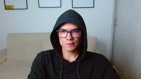 Snapshot of taurus4k chatting on 02/07/25, 01:04 taurus4k online show from 02/07/25, 01:04