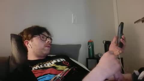 Snapshot of tavecock chatting on 03/17/26, 02:49 tavecock online show from 03/17/26, 02:49