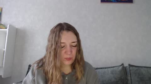 Snapshot of taxxxu chatting on 12/02/24, 07:14 Diana online show from 12/02/24, 07:14