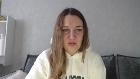 Snapshot of taxxxu chatting on 12/10/24, 07:37 Diana online show from 12/10/24, 07:37