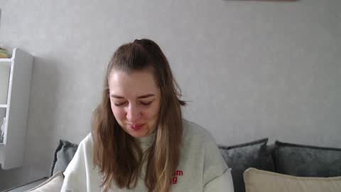 Snapshot of taxxxu chatting on 12/22/24, 09:00 Diana online show from 12/22/24, 09:00