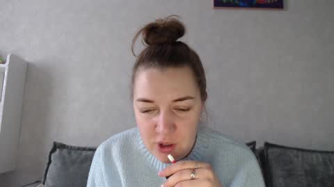 Snapshot of taxxxu chatting on 01/15/25, 07:48 Diana online show from 01/15/25, 07:48