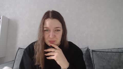 Snapshot of taxxxu chatting on 02/19/25, 07:06 Diana online show from 02/19/25, 07:06