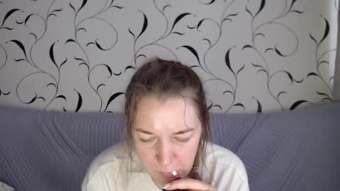 Snapshot of taxxxu chatting on 10/10/25, 06:23 Diana online show from 10/10/25, 06:23