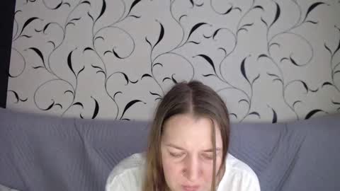 Snapshot of taxxxu chatting on 10/25/25, 10:23 Diana online show from 10/25/25, 10:23