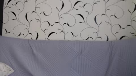 Snapshot of taxxxu chatting on 10/28/25, 07:23 Diana online show from 10/28/25, 07:23