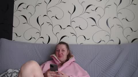 Snapshot of taxxxu chatting on 03/26/26, 07:36 Diana online show from 03/26/26, 07:36