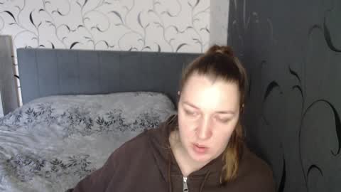 Snapshot of taxxxu chatting on 04/07/26, 08:48 Diana online show from 04/07/26, 08:48