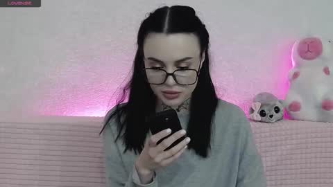 Snapshot of tayaavis chatting on 11/27/25, 06:32 Taya online show from 11/27/25, 06:32