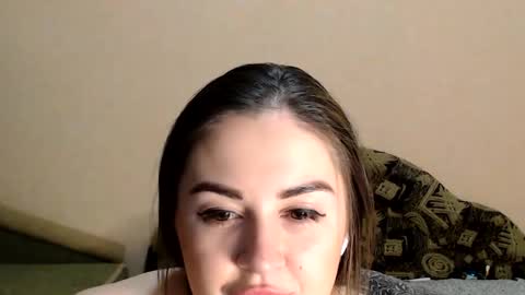 Taya online show from 02/12/25, 11:30