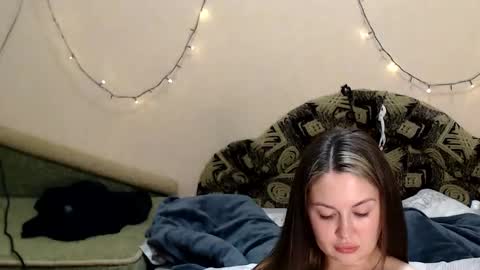 Snapshot of tayagirl chatting on 03/24/26, 02:33 Taya online show from 03/24/26, 02:33