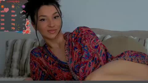 TayaKayan online show from 03/01/25, 03:53