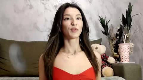 TayaKayan online show from 11/06/25, 08:15