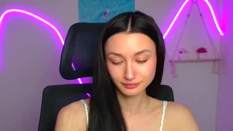 Snapshot of tayavibe chatting on 05/06/26, 05:57 Taya online show from 05/06/26, 05:57