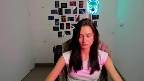 Taya online show from 07/07/26, 06:47