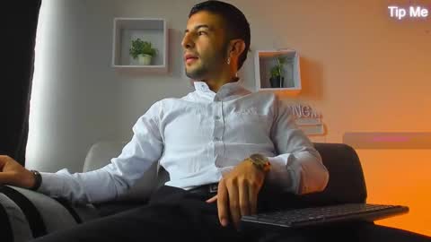 Snapshot of tayer_bennet chatting on 10/08/25, 07:22 tayer_bennet online show from 10/08/25, 07:22