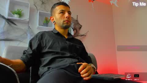 Snapshot of tayer_bennet chatting on 10/14/25, 08:09 tayer_bennet online show from 10/14/25, 08:09