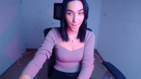 Snapshot of tayla_candy chatting on 10/09/25, 12:03 Tayla online show from 10/09/25, 12:03