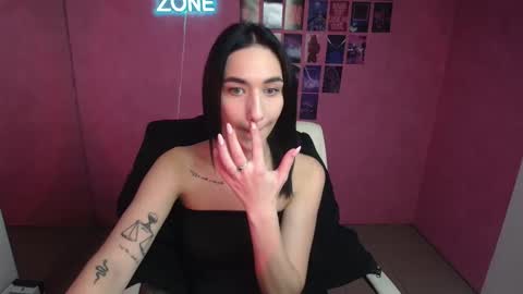 Snapshot of tayla_candy chatting on 10/24/25, 05:59 Tayla online show from 10/24/25, 05:59