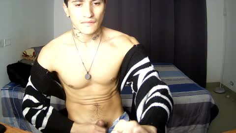Snapshot of taylor_024 chatting on 05/30/26, 12:30 independent model online show from 05/30/26, 12:30