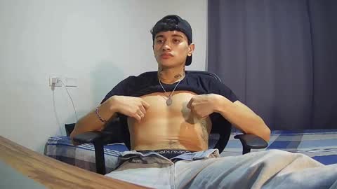 Snapshot of taylor_024 chatting on 05/31/26, 06:21 independent model online show from 05/31/26, 06:21