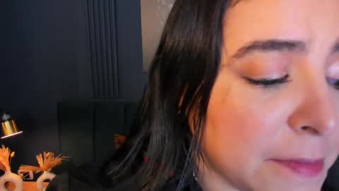 Snapshot of taylor_bennet chatting on 03/11/25, 12:06 Taylor Bennet online show from 03/11/25, 12:06