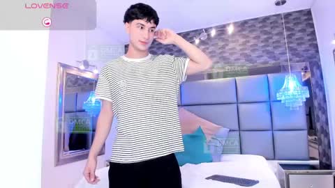 taylor_brooks_ online show from 04/29/26, 07:09
