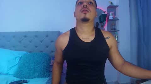 taylor_collins_2 online show from 10/02/25, 05:25