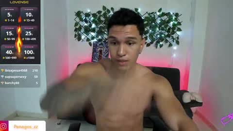 Snapshot of taylor_johnn chatting on 12/07/24, 05:42 Penagos zz    online show from 12/07/24, 05:42