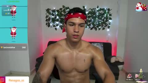 Snapshot of taylor_johnn chatting on 12/17/24, 05:36 Penagos zz    online show from 12/17/24, 05:36