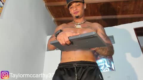 Snapshot of taylor_mccarthy_1 chatting on 01/24/25, 02:07 Taylor Mccarthy online show from 01/24/25, 02:07