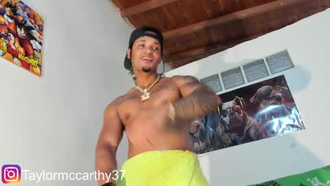 Snapshot of taylor_mccarthy_1 chatting on 02/22/25, 05:35 Taylor Mccarthy online show from 02/22/25, 05:35