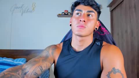 taylor_mclane1 online show from 04/02/26, 10:29