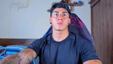 taylor_mclane1 online show from 04/04/26, 08:06