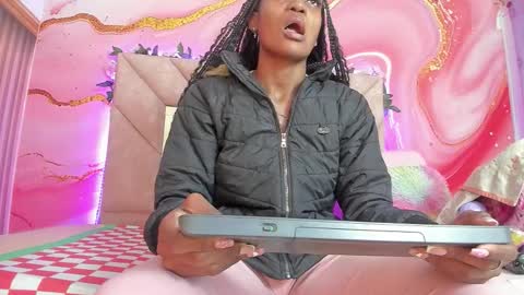 Oriana online show from 10/03/25, 10:56