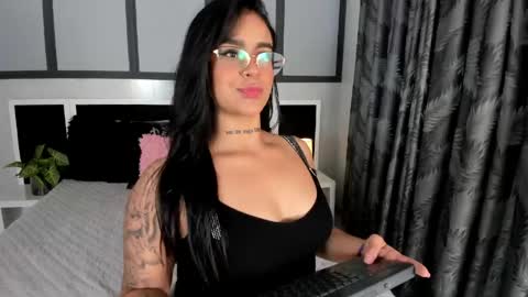 Snapshot of taylor_walton__ chatting on 05/05/26, 10:56 Vale online show from 05/05/26, 10:56