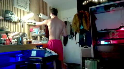 Trevorling online show from 09/26/25, 07:40