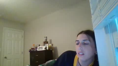 Snapshot of taylorslay chatting on 04/19/26, 11:40 taylorslay online show from 04/19/26, 11:40