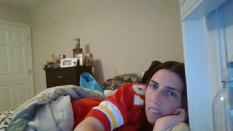 Snapshot of taylorslay chatting on 04/21/26, 01:42 taylorslay online show from 04/21/26, 01:42