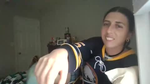Snapshot of taylorslay chatting on 04/21/26, 11:07 taylorslay online show from 04/21/26, 11:07