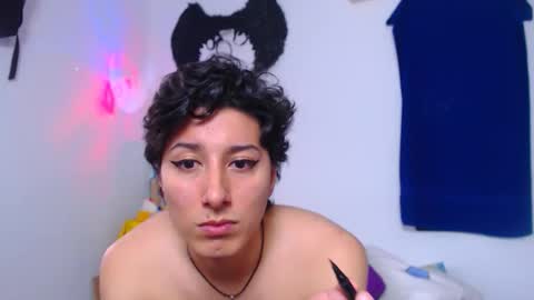 Snapshot of taylorsweet1111 chatting on 12/03/25, 06:50 Taylorsweet1111 online show from 12/03/25, 06:50