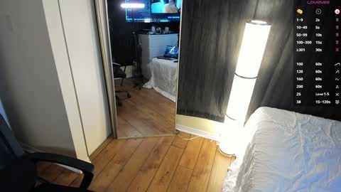 Taylor Tait online show from 12/06/24, 07:23