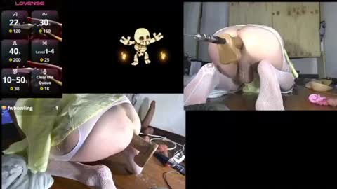 Snapshot of taylotmathews chatting on 11/30/25, 11:25 taylotmathews online show from 11/30/25, 11:25